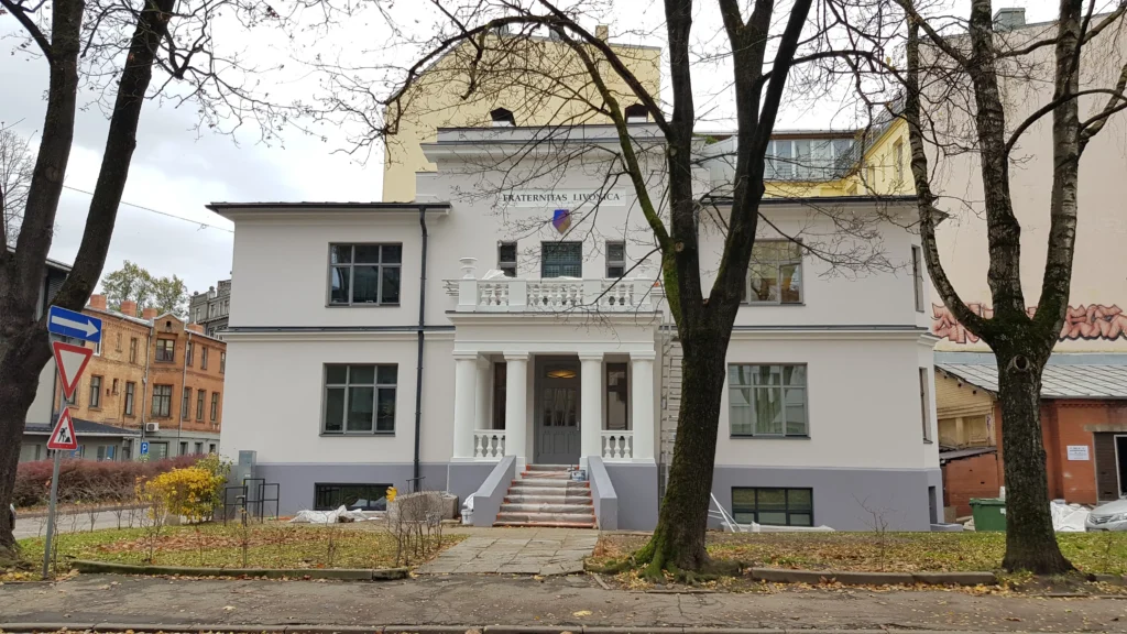 Ādministratīvā ēka